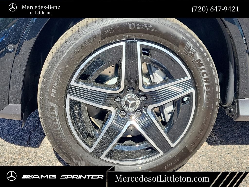 New 2026 Black Mercedes-Benz GLC 300 image 10
