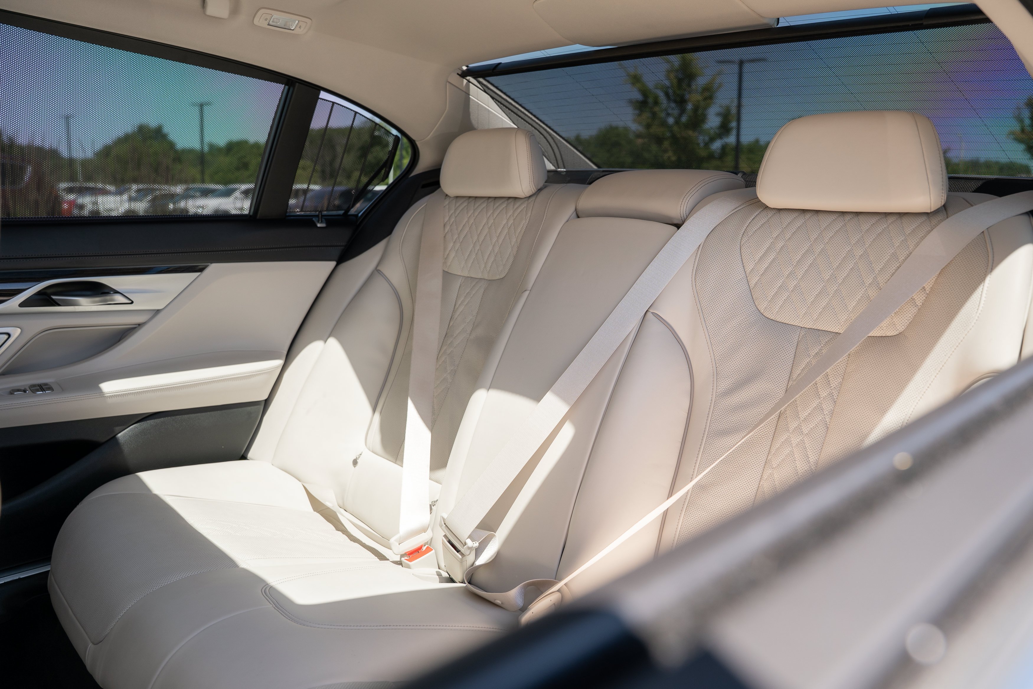 Used 2020 Imperial Blue Metallic BMW 750i xDrive image 30