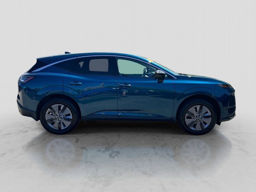 Used 2025 Blue Nissan SL image 6