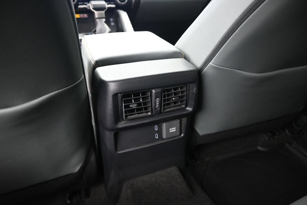 Used 2025 White Toyota Trailhunter image 22
