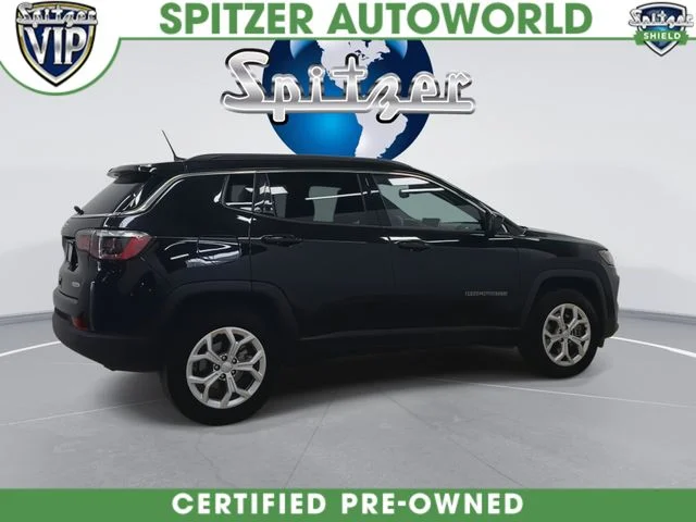 Used 2024 Black Jeep Latitude image 10