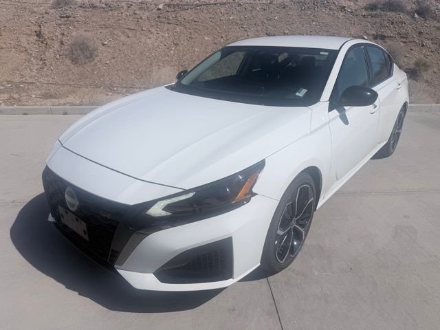 2023 Nissan Altima SR