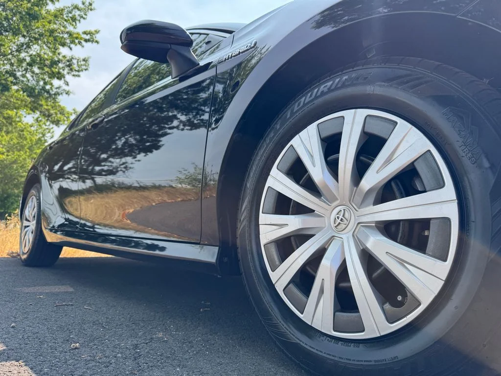 Used 2019 Midnight Black Metallic Toyota LE image 40