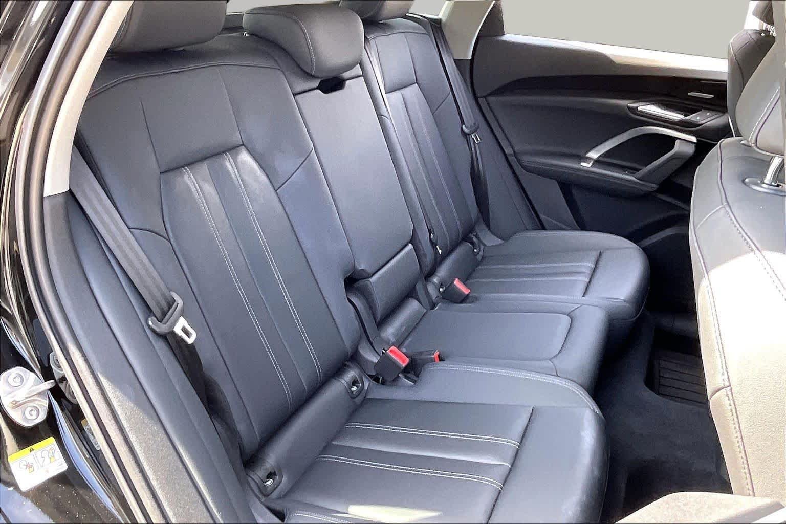 Used 2026 Mythos Black Metallic Audi Premium Plus image 19