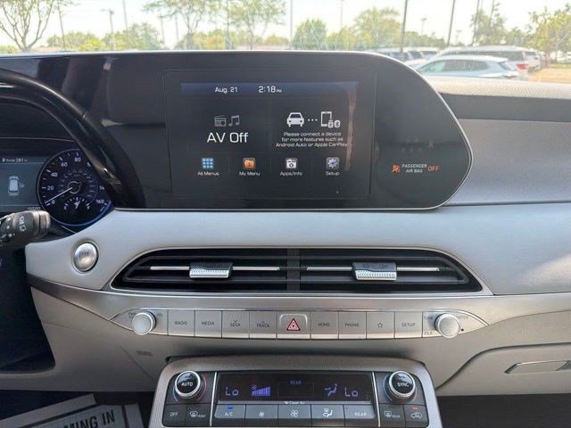 Used 2020 Sierra Burgundy Hyundai SEL image 23
