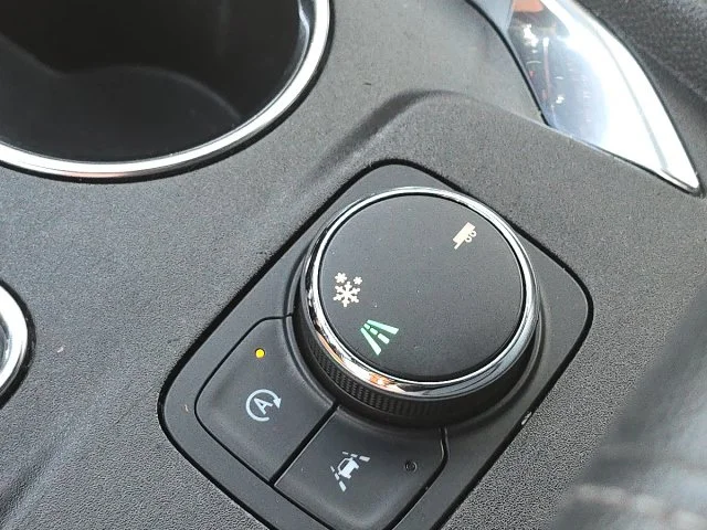Used 2022 Silver Chevrolet LT image 41