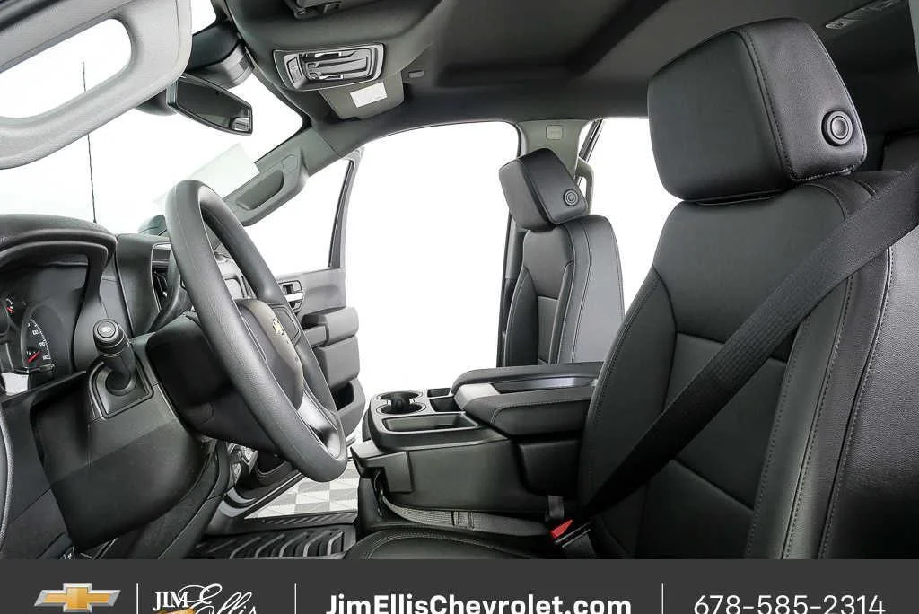 New 2026 Summit White Chevrolet Work Truck image 5