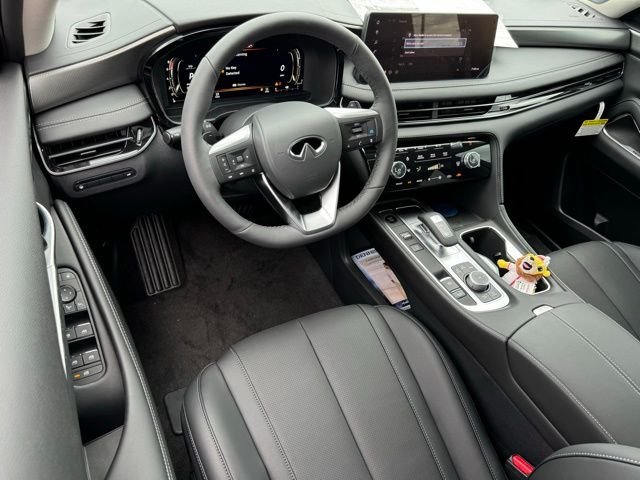 New 2027 MINERAL BLACK INFINITI Luxe FWD image 23