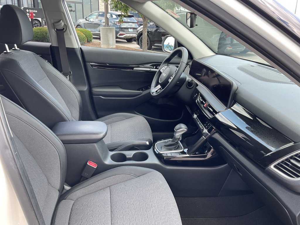 Certified Used 2024 Clear White/Black Roof Kia S image 12