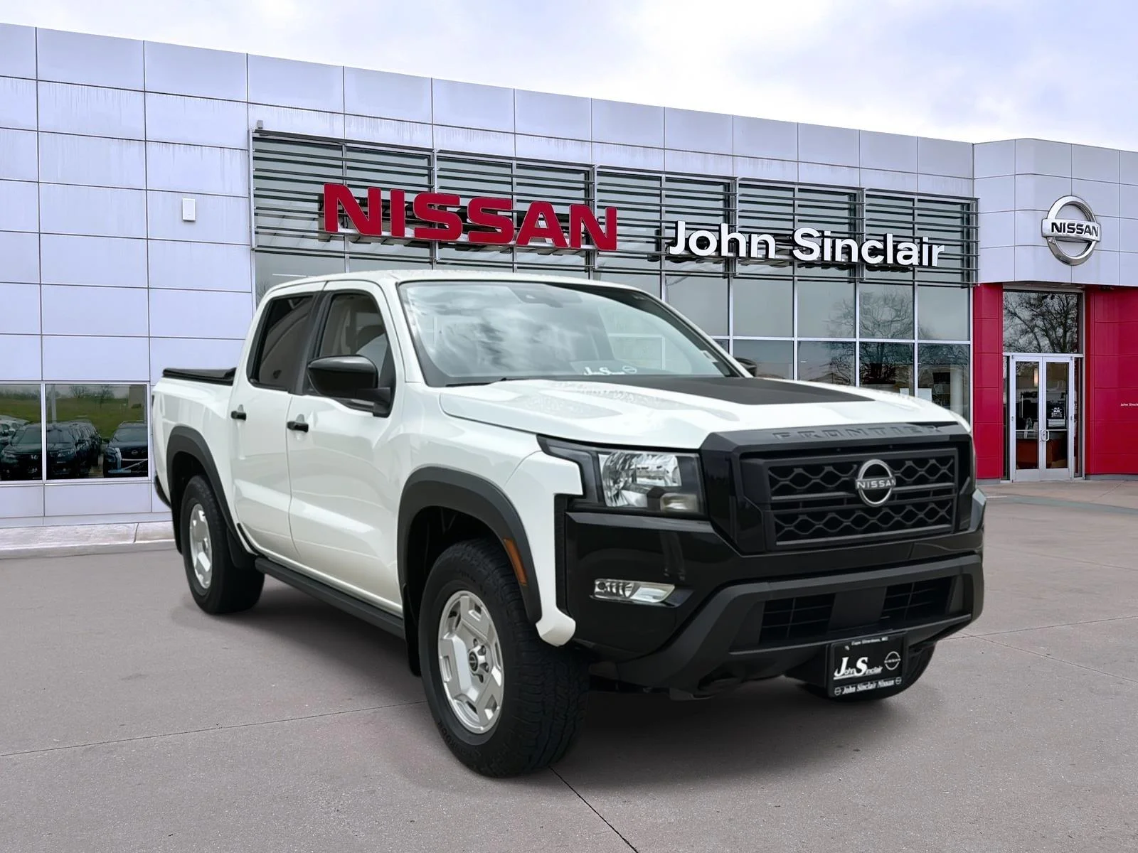 Certified Used 2024  Nissan SV image 1