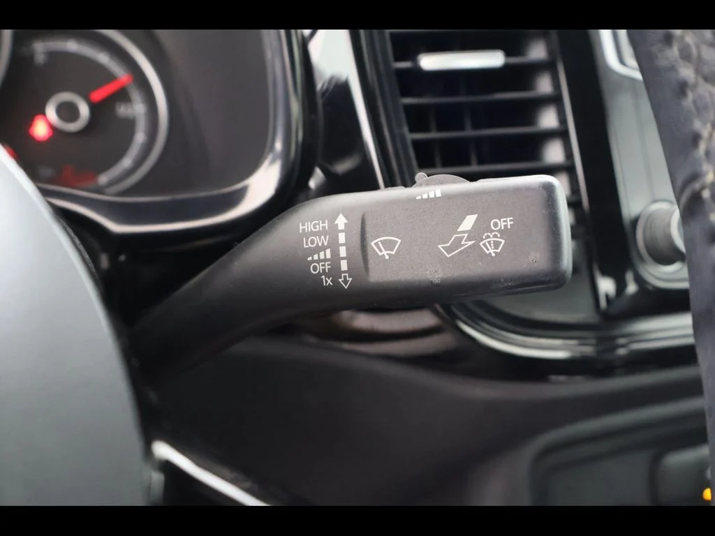 Used 2019 Gray Volkswagen 2.0T S image 20