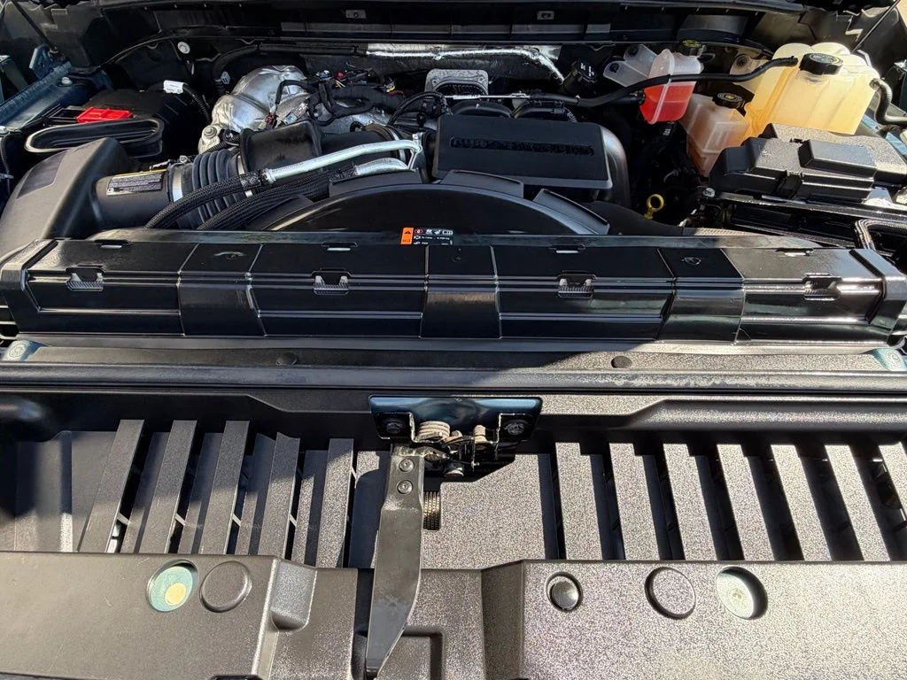 Used 2024 Blue GMC Denali image 7