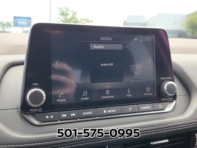 Used 2022 Brilliant Silver Metallic NISSAN AWD SV image 19