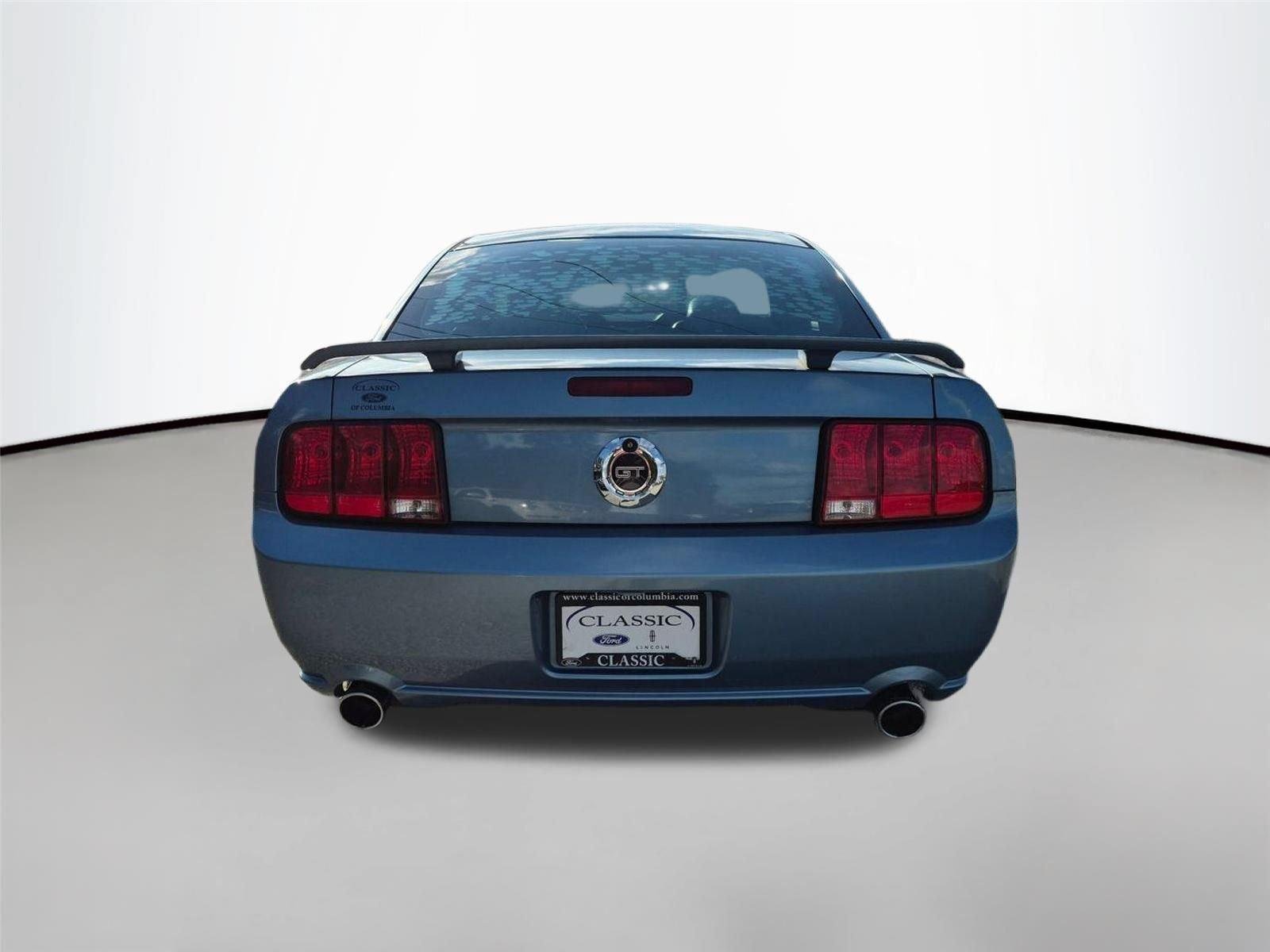 Used 2006  Ford GT Deluxe image 6