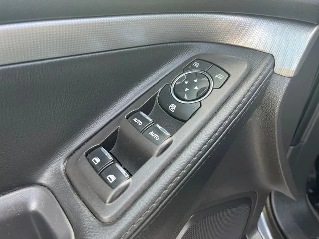 Used 2015  Ford XLT image 11