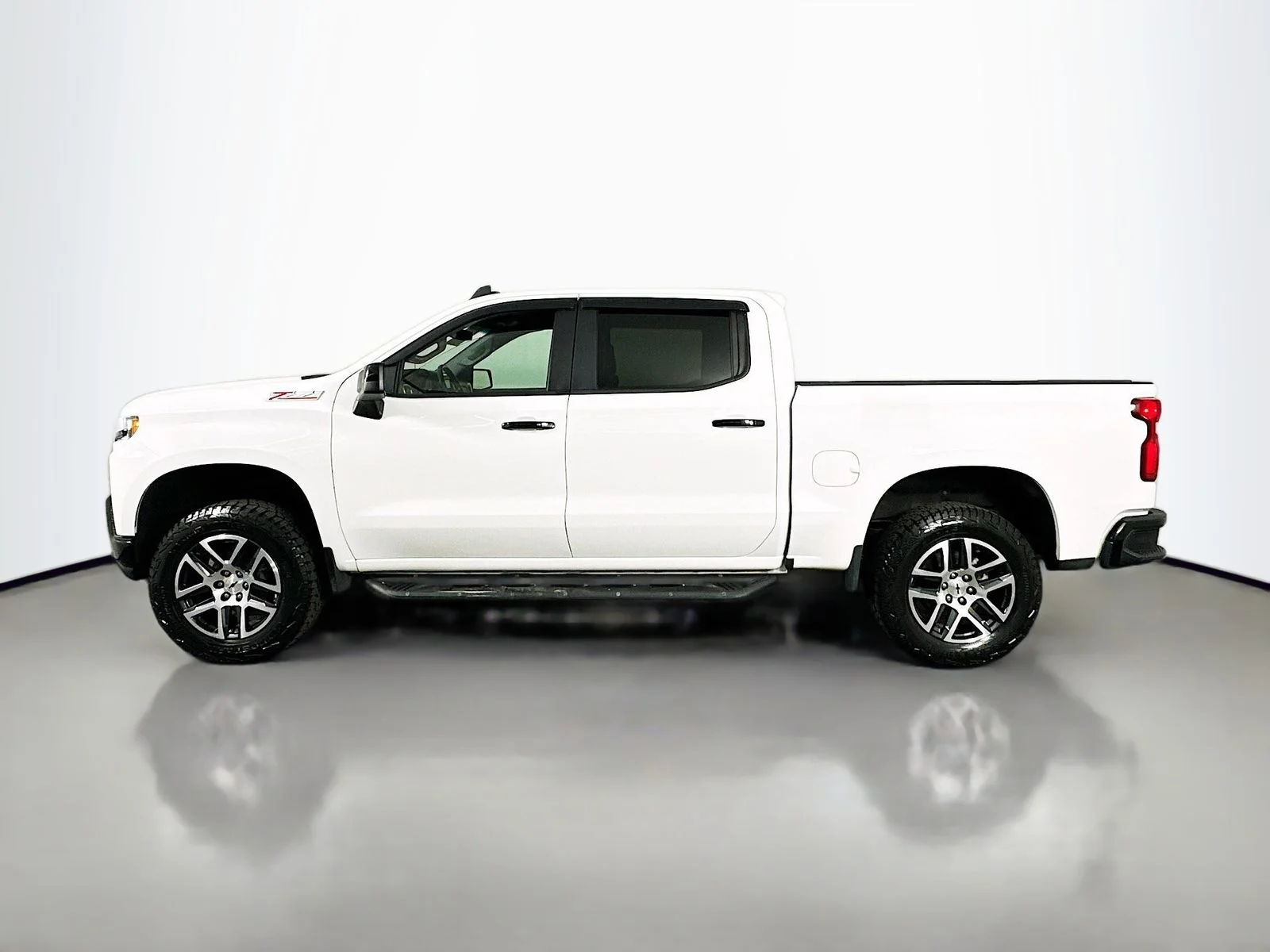 Used 2019 Summit White Chevrolet LT Trail Boss image 5