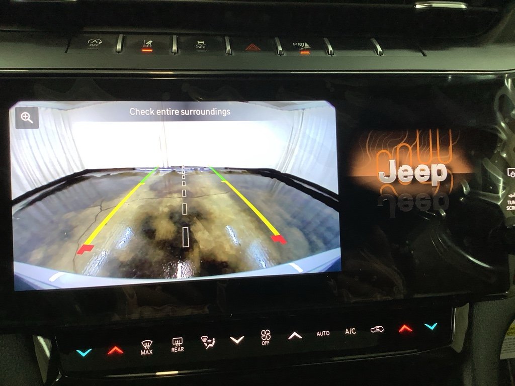 2026 Jeep Grand Cherokee Laredo - Photo 20