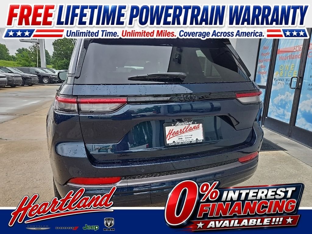 New 2026 Fathom Blue Pearl-Coat Exterior Paint Jeep Limited Reserve image 9