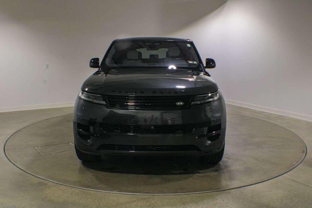 Certified Used 2023  Land Rover SE image 9
