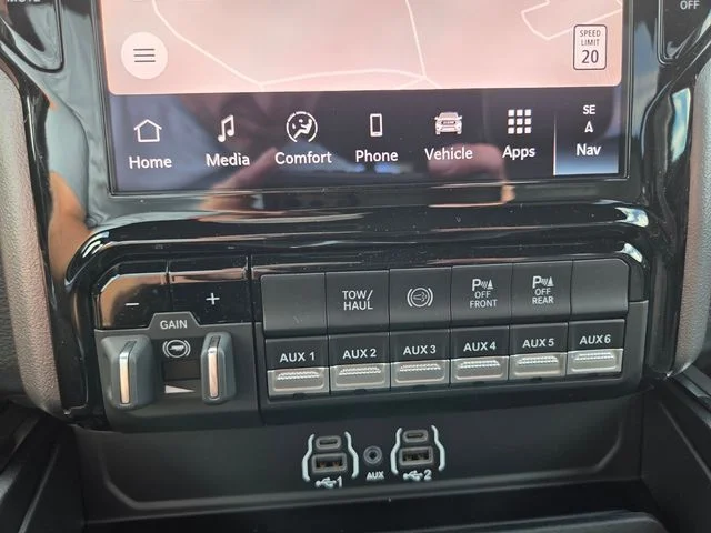 New 2027 Bright White Clearcoat RAM Laramie image 26