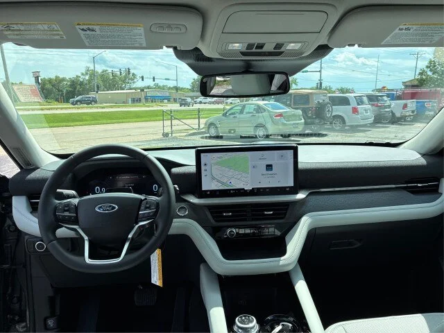 New 2026 Carbonized Gray Metallic Ford Platinum™ image 46