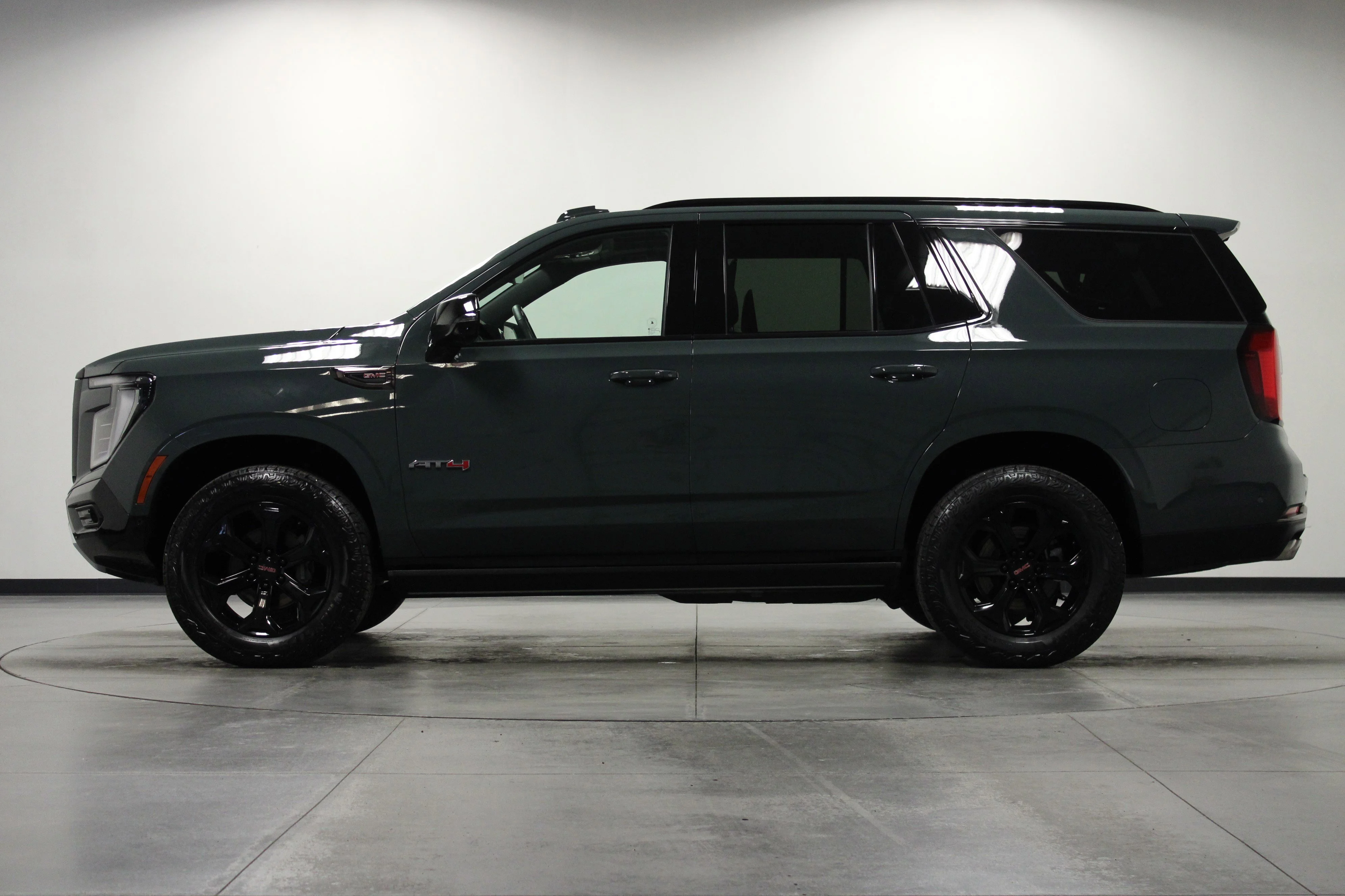 Used 2026 Midnight Pine GMC AT4 Ultimate image 7