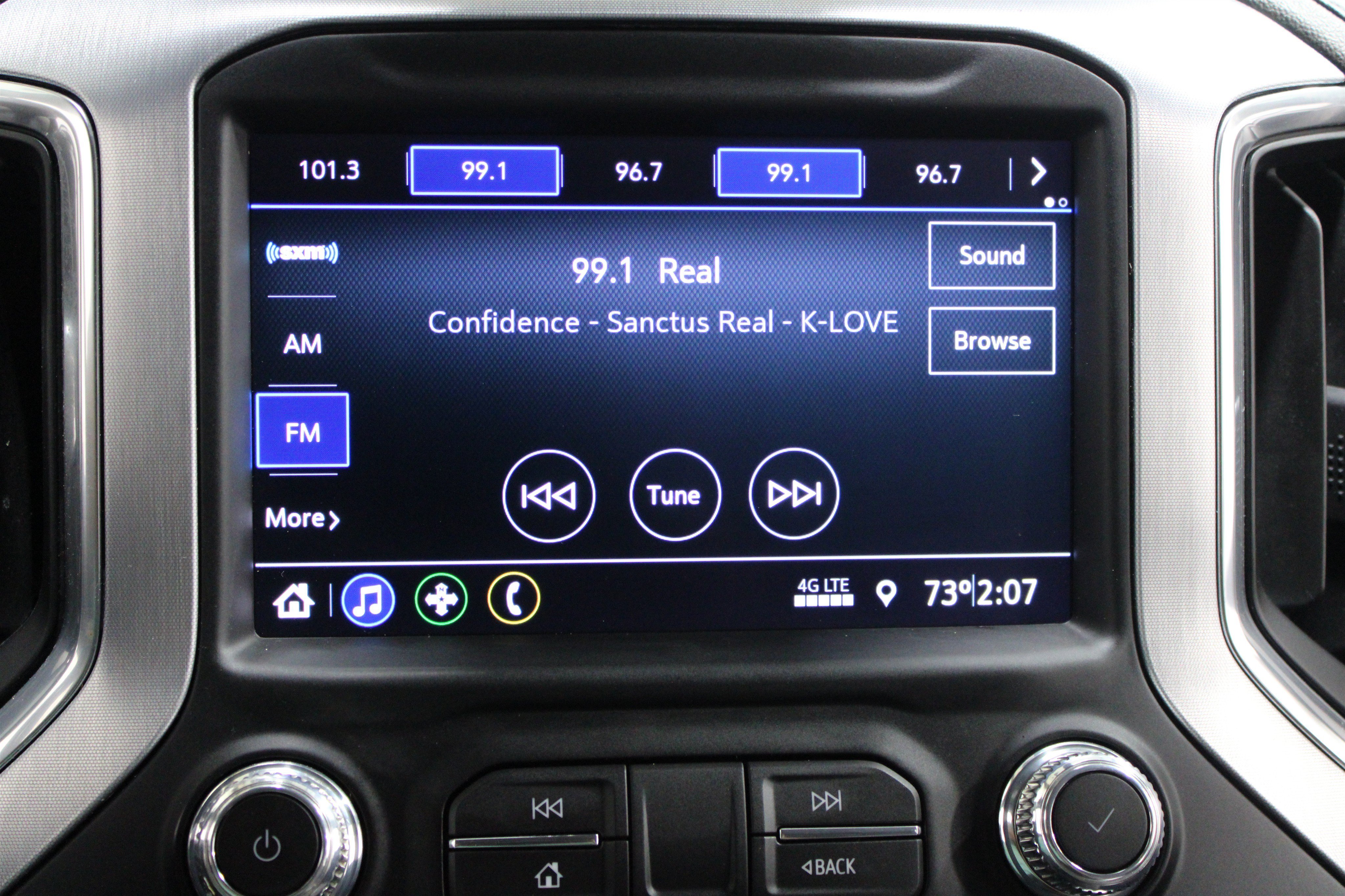 Used 2022 Black GMC SLE Crew Cab 4x4 - Lifted image 13
