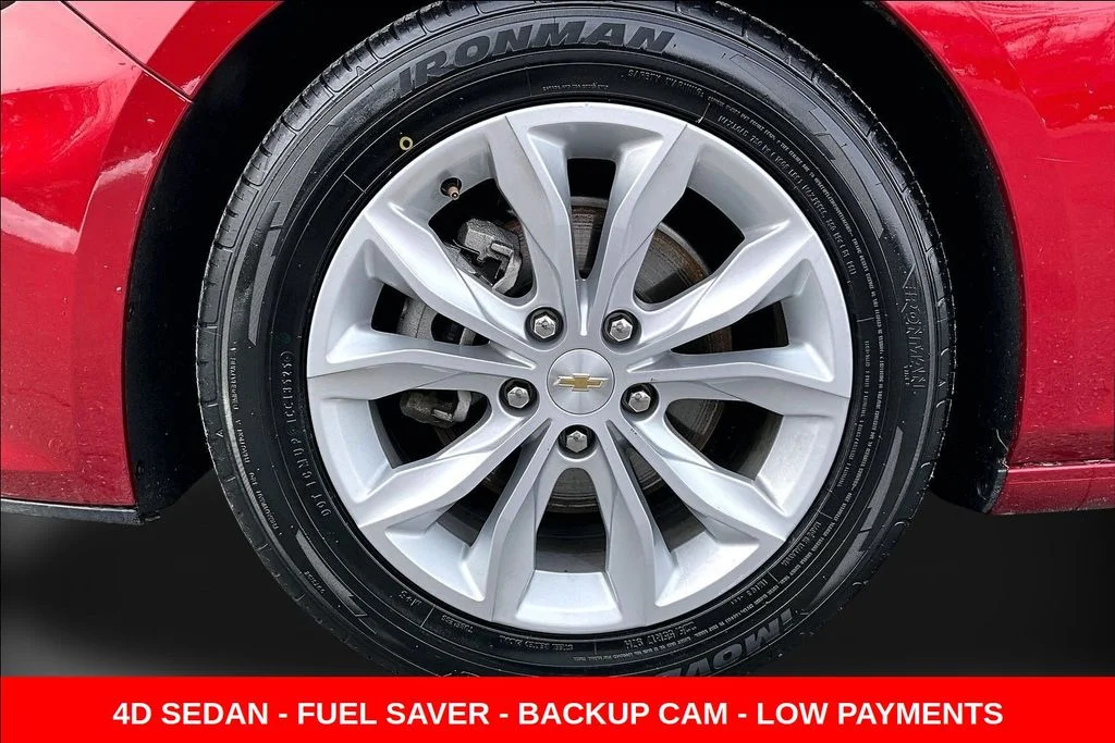 Used 2024 Red Chevrolet LT image 32