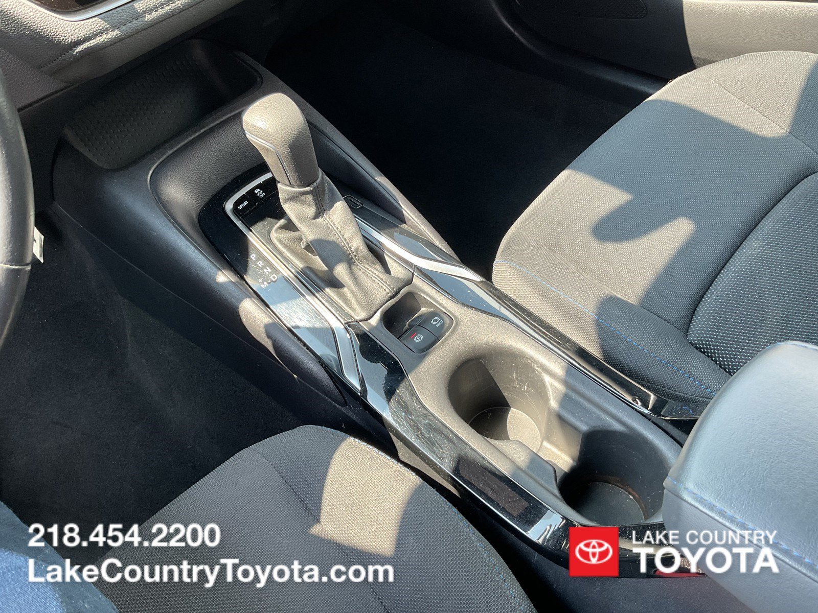 Used 2022 Silver Toyota SE image 28