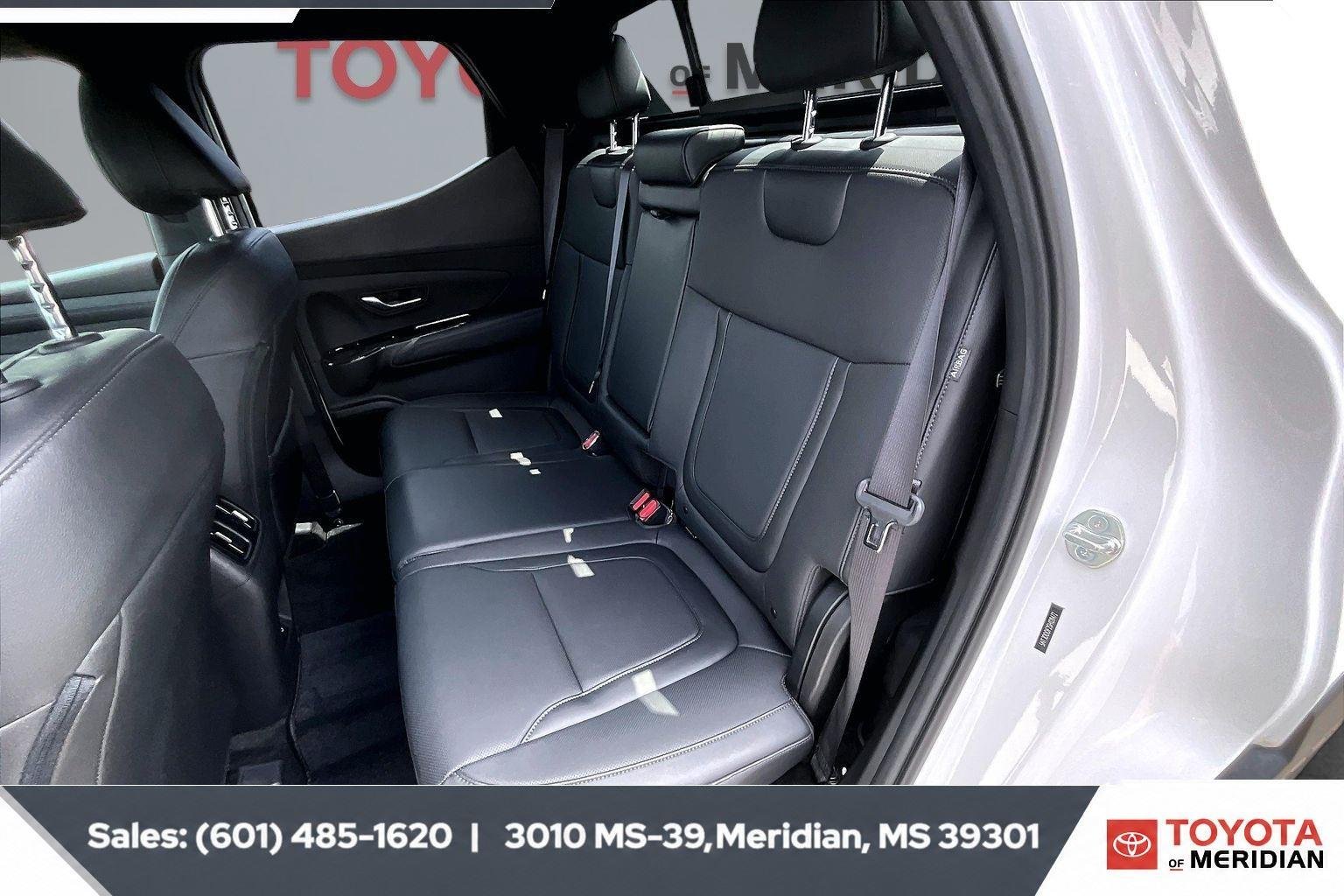 Used 2025 Atlas White Hyundai XRT image 19