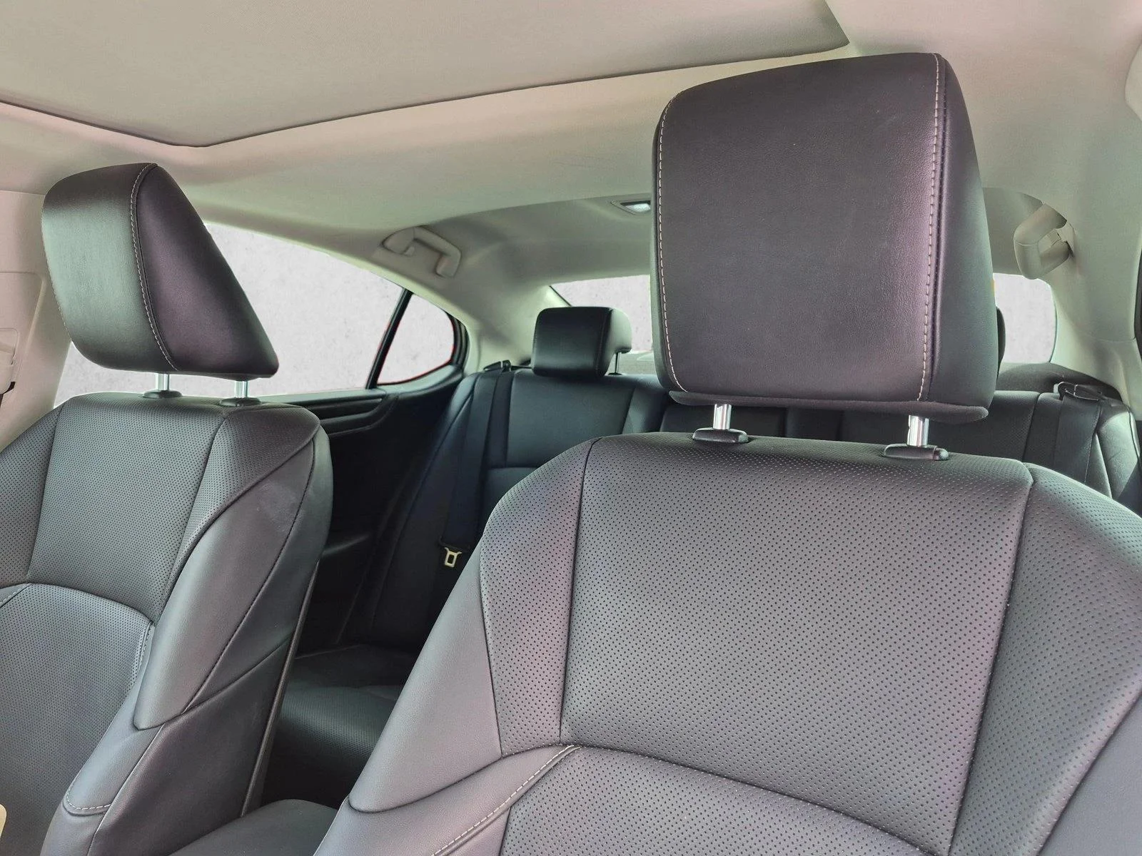 Certified Used 2022 Moonbeam Beige Metallic Lexus ES 350 image 4