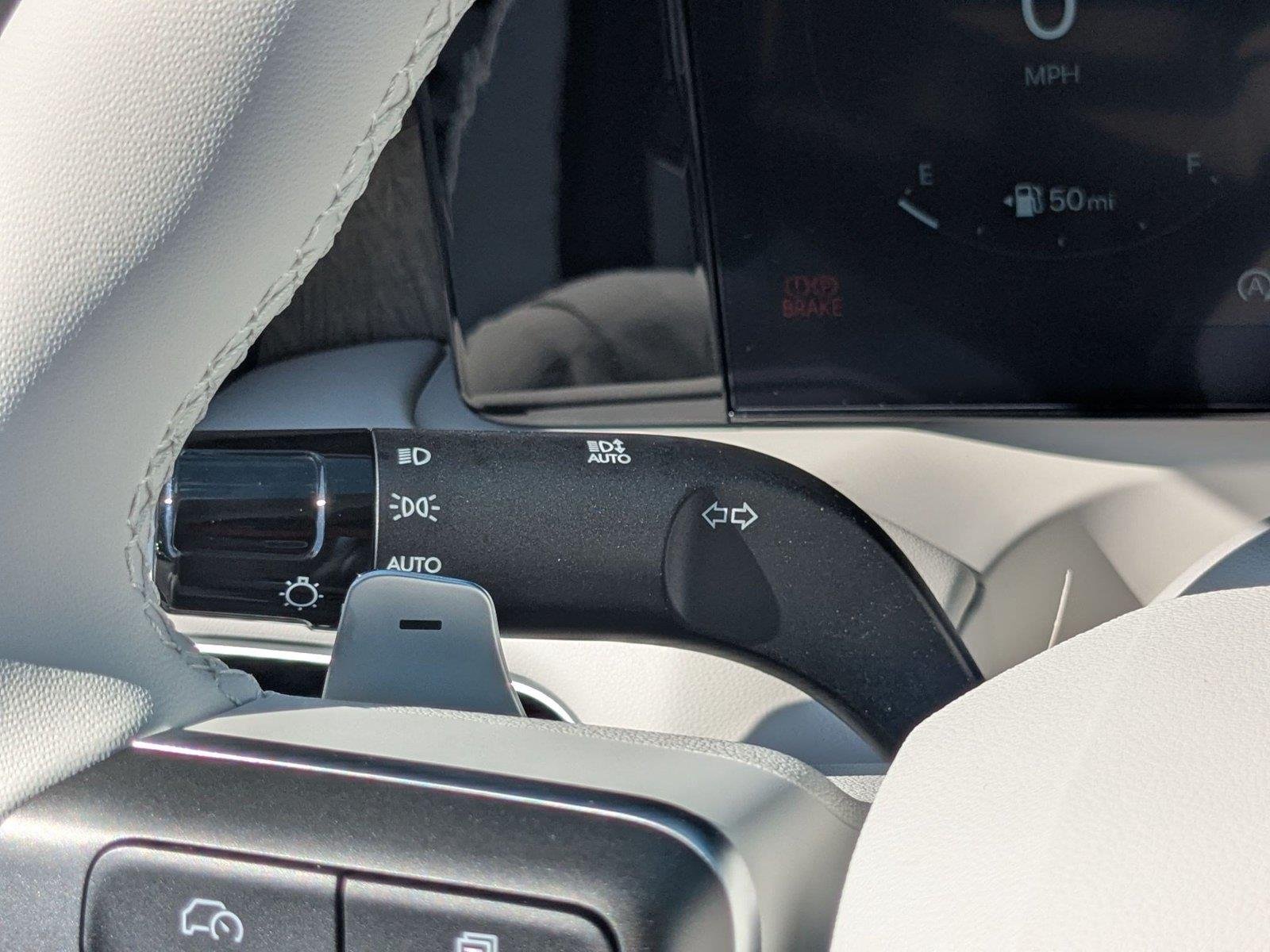 New 2027 Creamy White Pearl Hyundai SEL 7P image 14