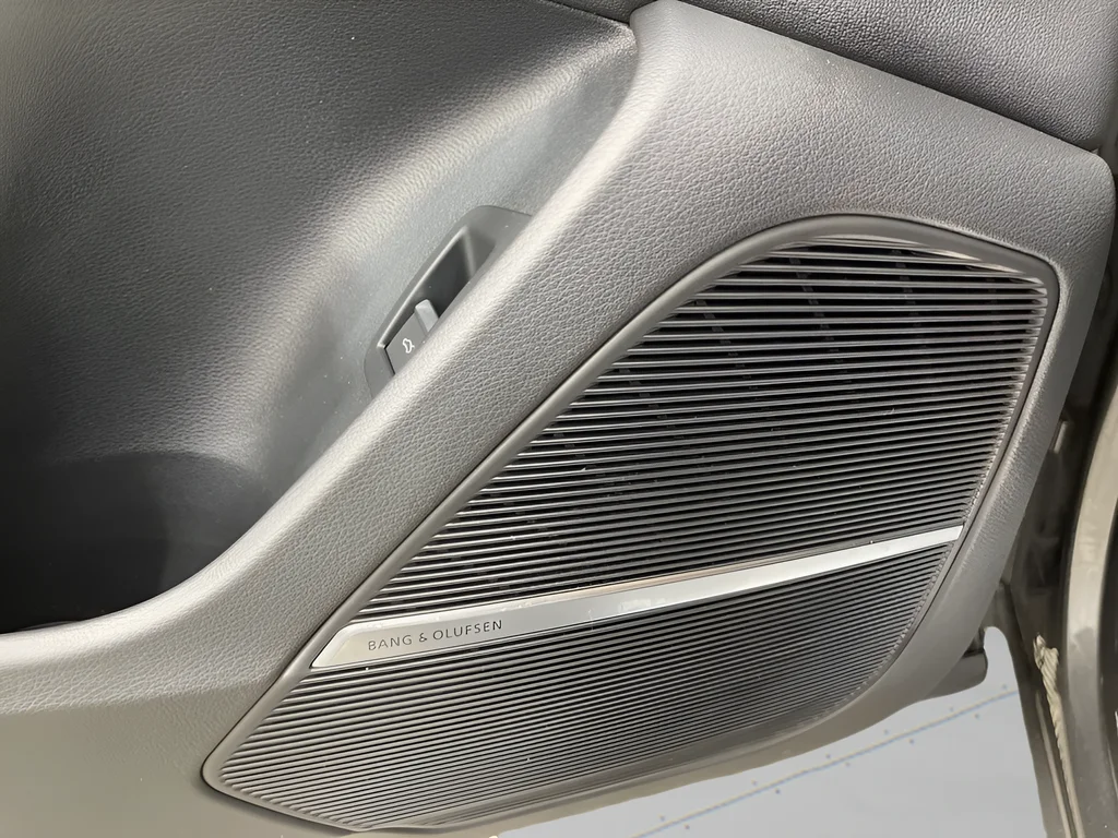2022 Audi Q8 Premium Plus - Photo 21