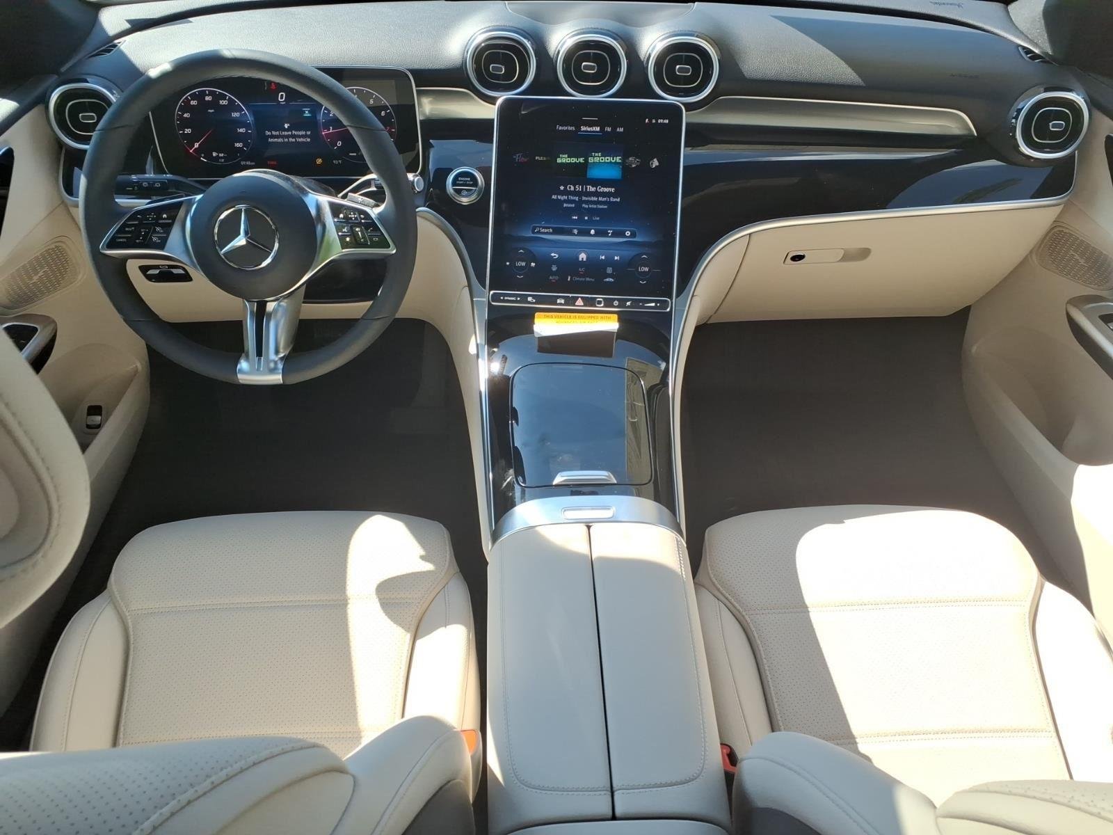 New 2026 BLACK Mercedes-Benz GLC 300 image 11