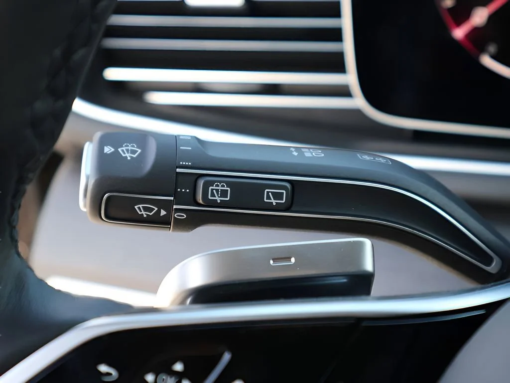 New 2026 Obsidian Black Metallic Mercedes-Benz GLE 580 image 74