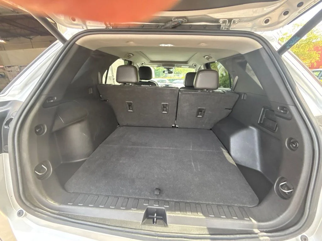 Used 2021 Silver Chevrolet LT image 22