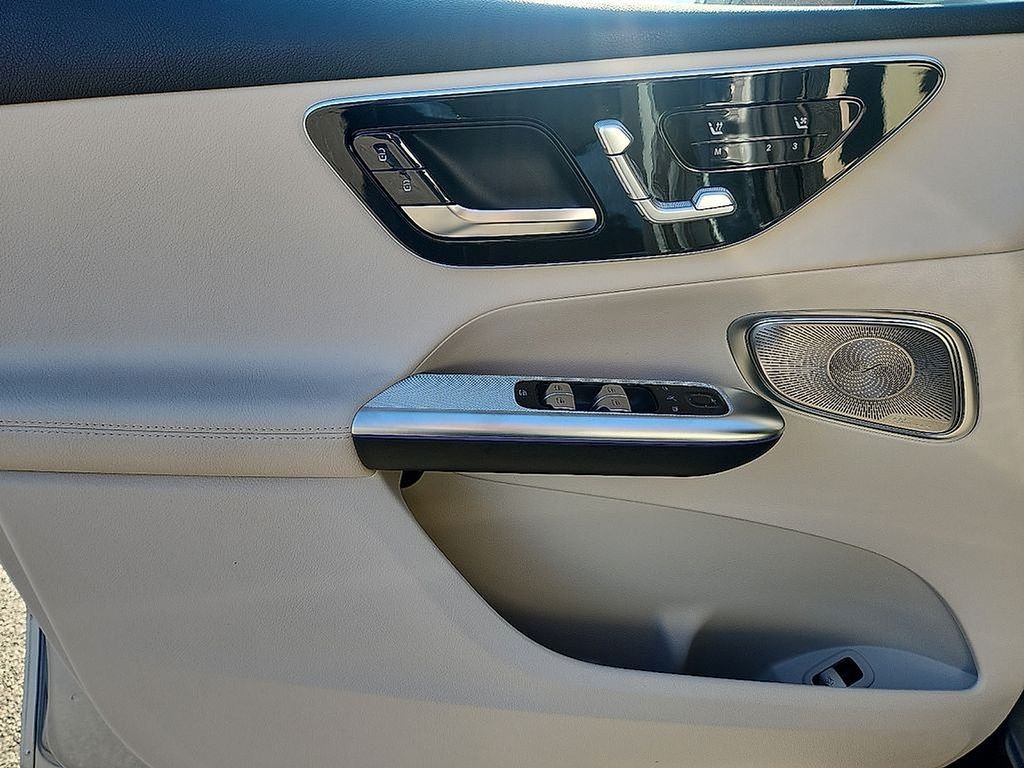 Used 2026 Cirrus Silver Metallic Mercedes-Benz GLC 300 image 8