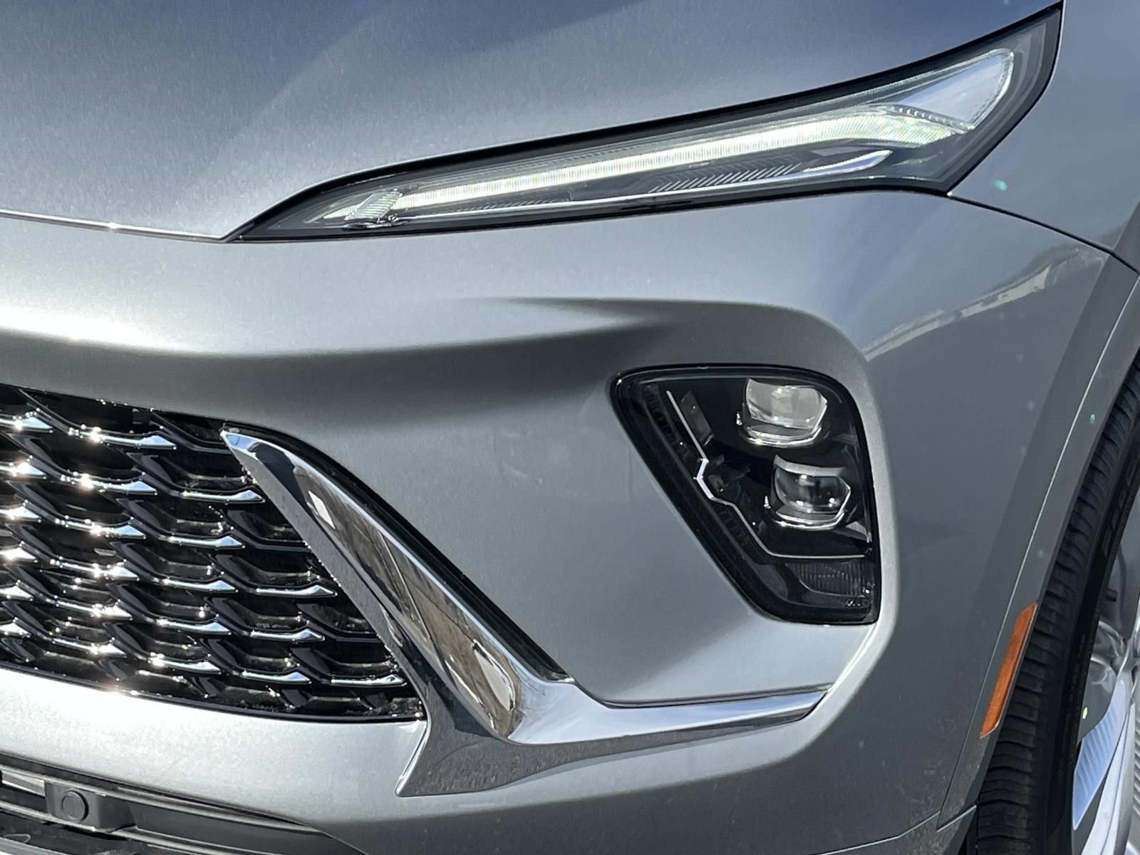 New 2026 Moonstone Gray Metallic Buick Avenir image 10