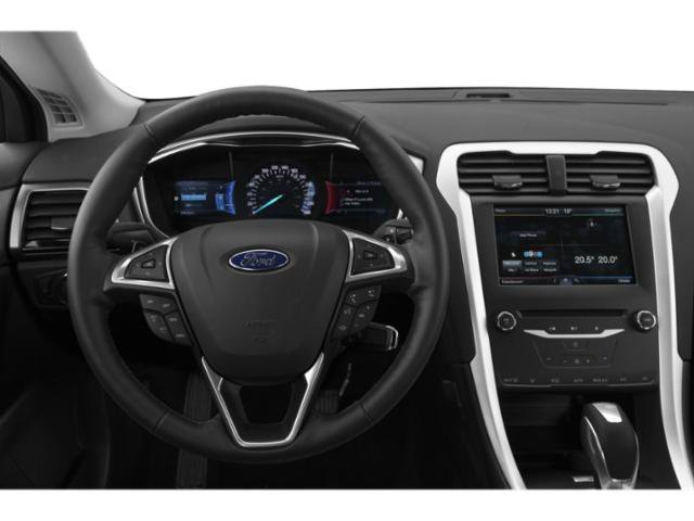 Used 2015  Ford SE image 7