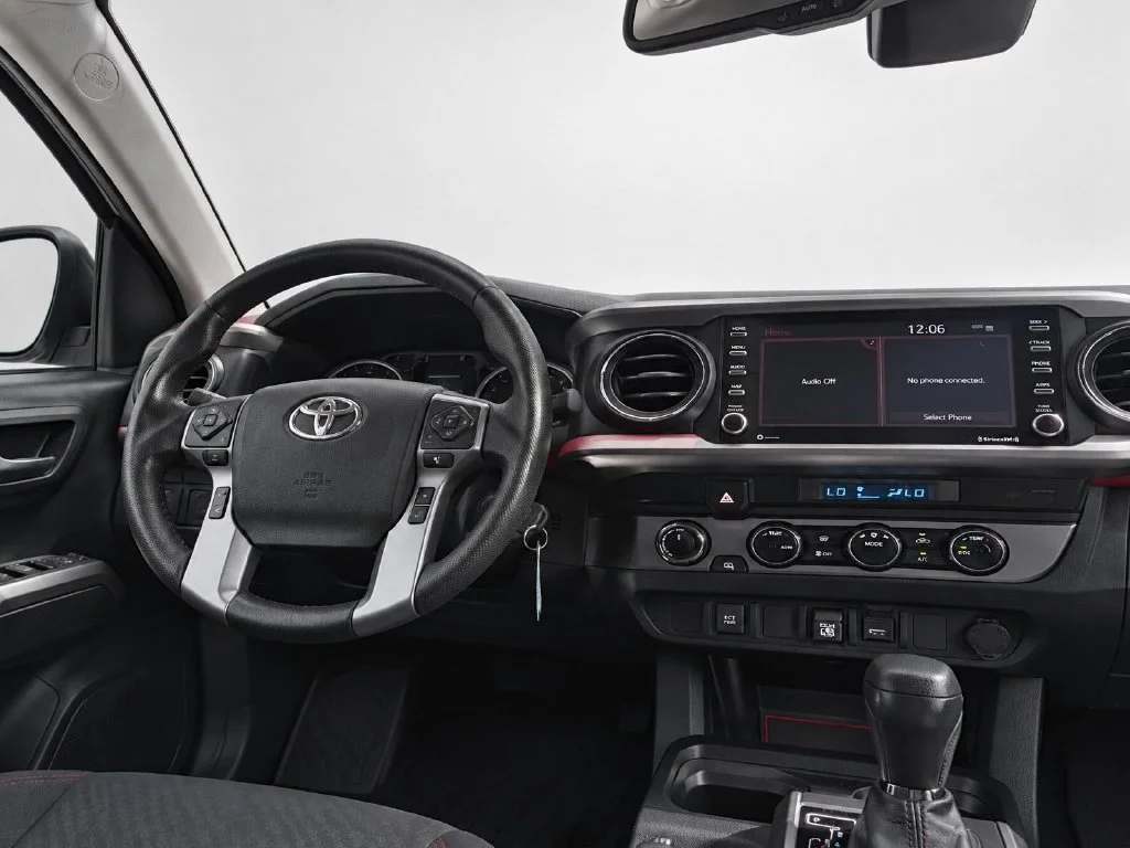 Used 2021 White Toyota SR5 image 29