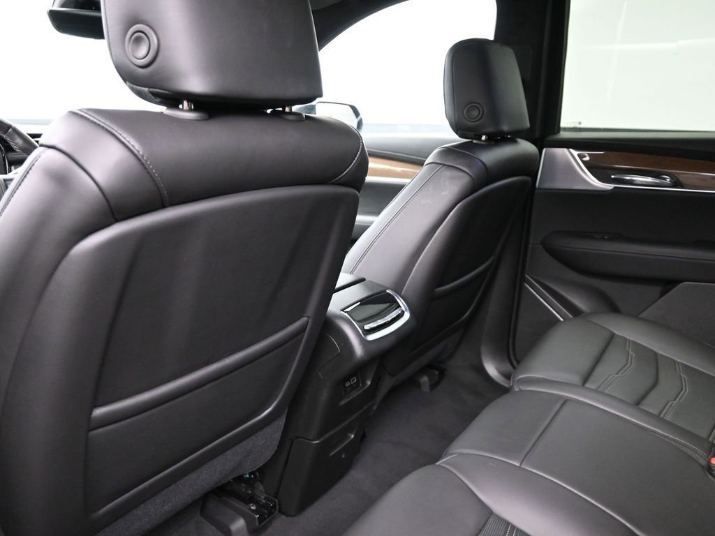 2025 Cadillac XT6 Sport - Photo 12