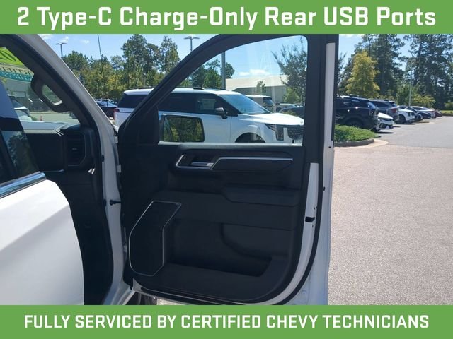 Used 2025 White GMC SLT image 44