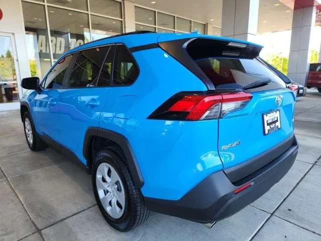 Certified Used 2020 Blue Toyota LE image 9