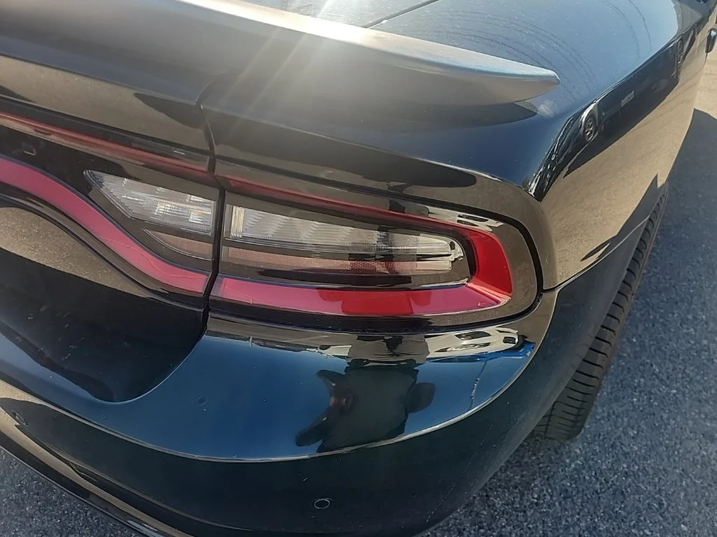 Used 2019 Black Dodge SXT image 13