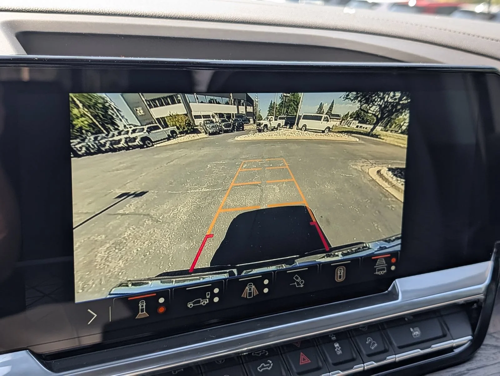2026 GMC Sierra 1500 SLT - Photo 13