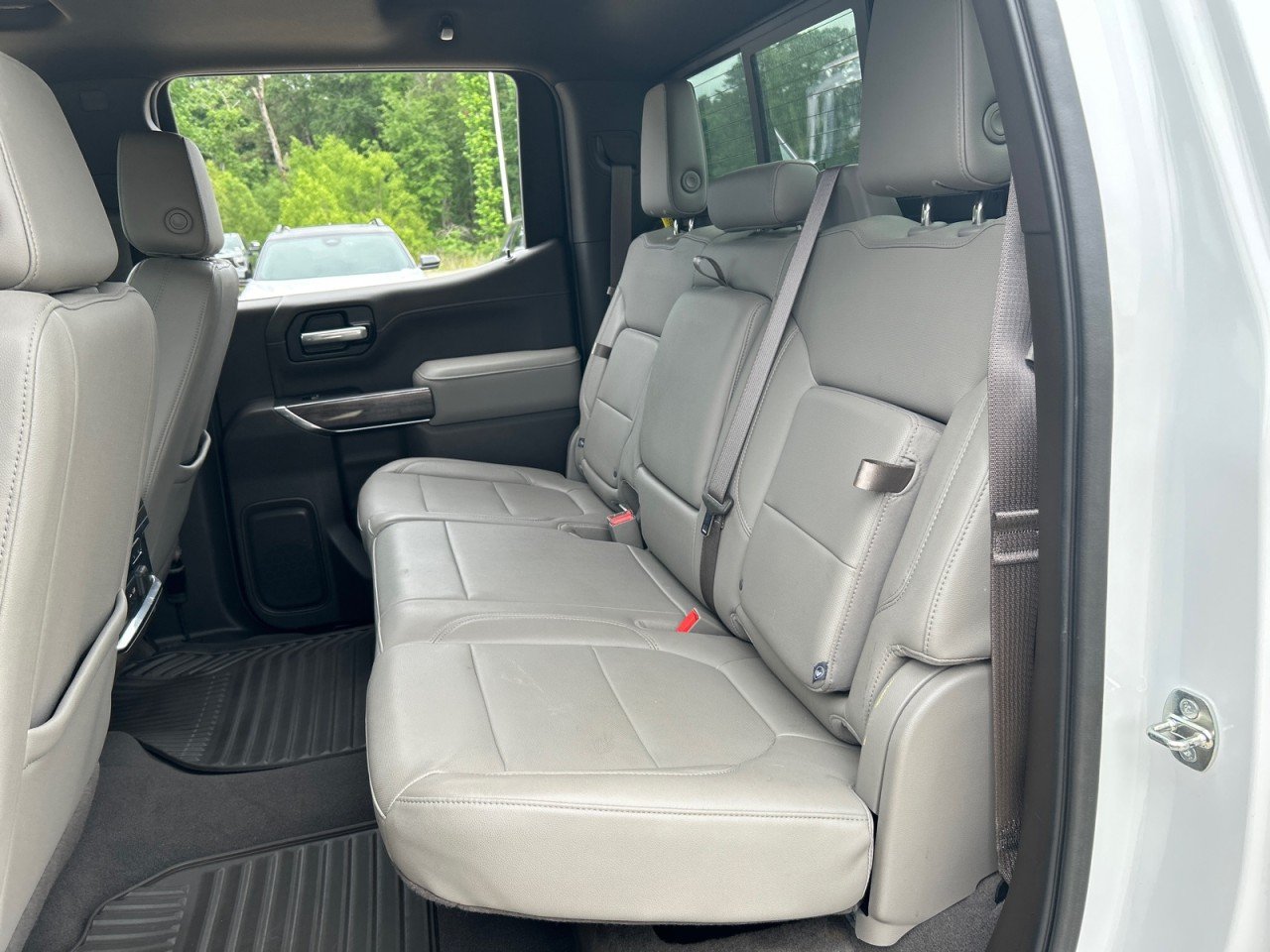 Used 2021 SUMMIT WHITE Chevrolet LTZ image 18