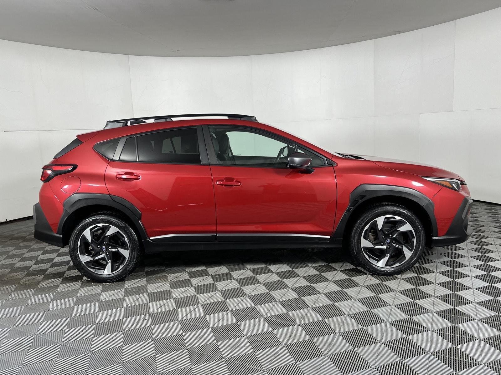 Used 2024 Lithium Red Pearl Subaru Limited image 11