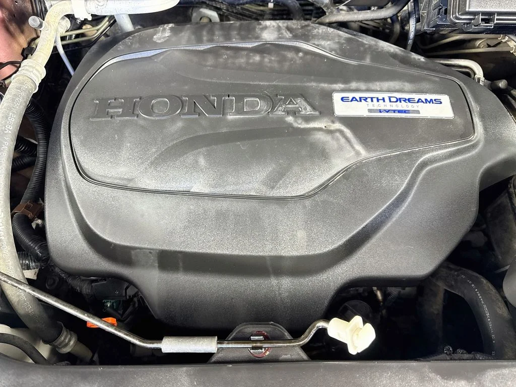 Certified Used 2019 Red Honda LX image 40