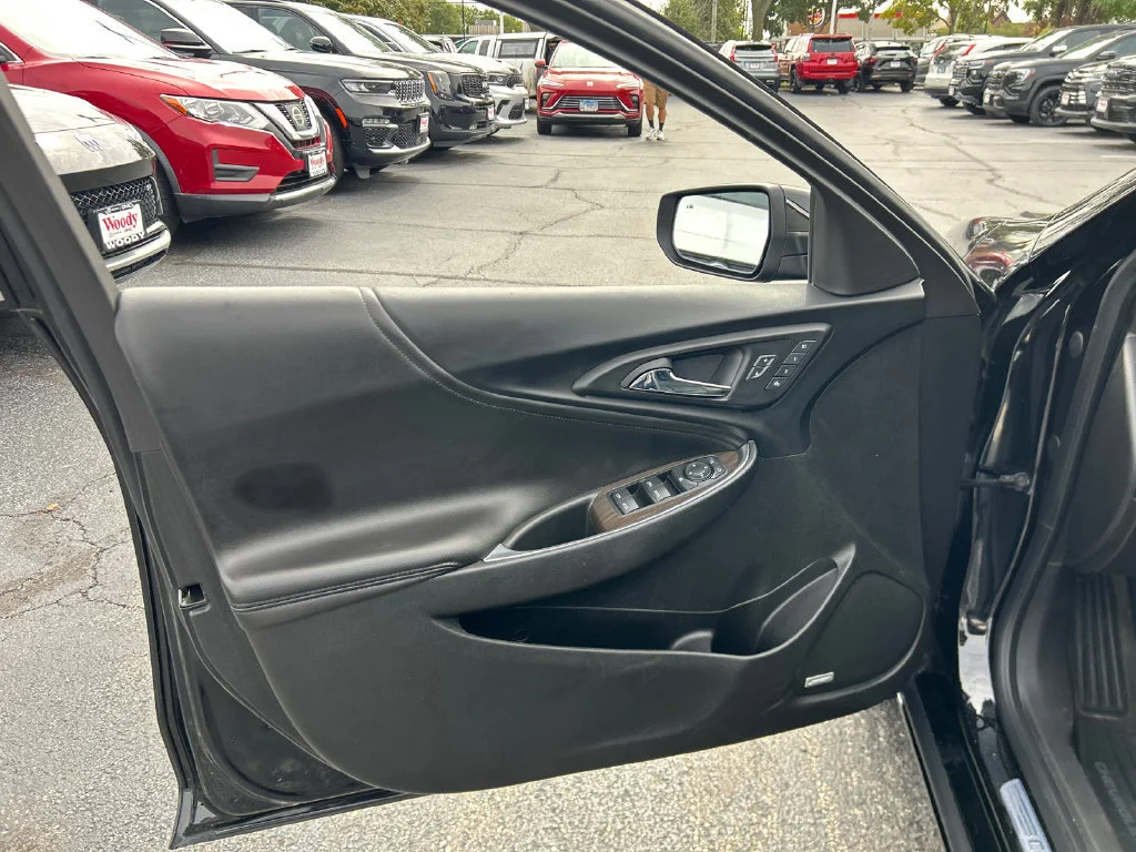 2019 Chevrolet Malibu Premier - Photo 17