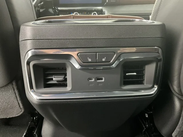 2026 GMC Sierra 2500HD Denali Ultimate - Photo 25